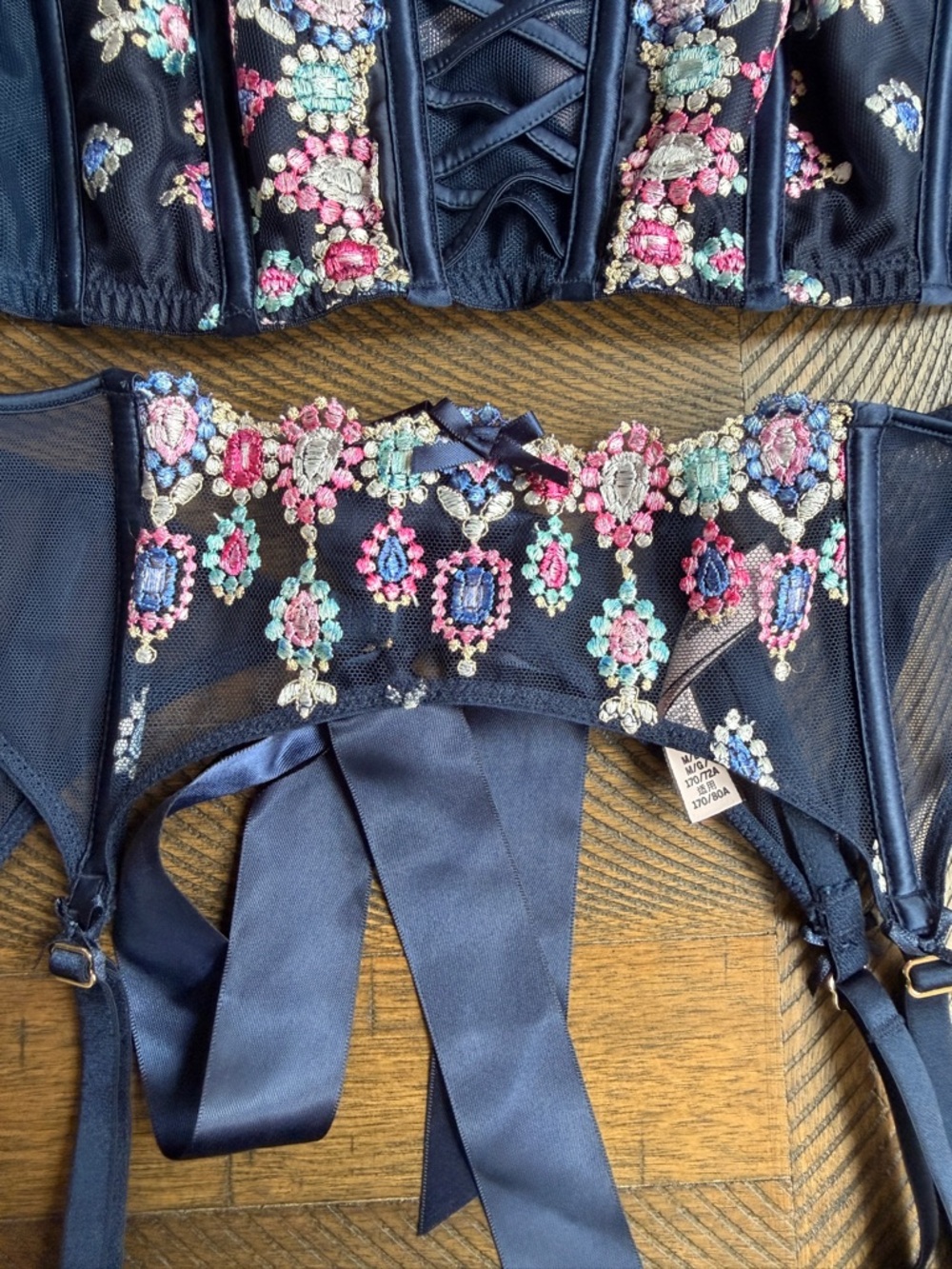Victoria's Secret Navy Embroidered Lace-Up Bustier & Garter - Picture 3 of 12